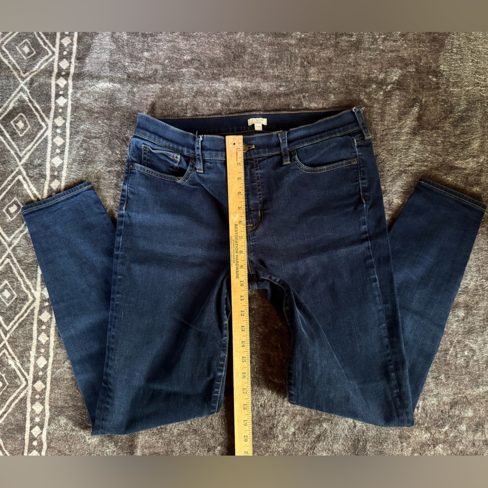 J Crew Stretch Skinny Jeans size women’s 31/30 dark wash